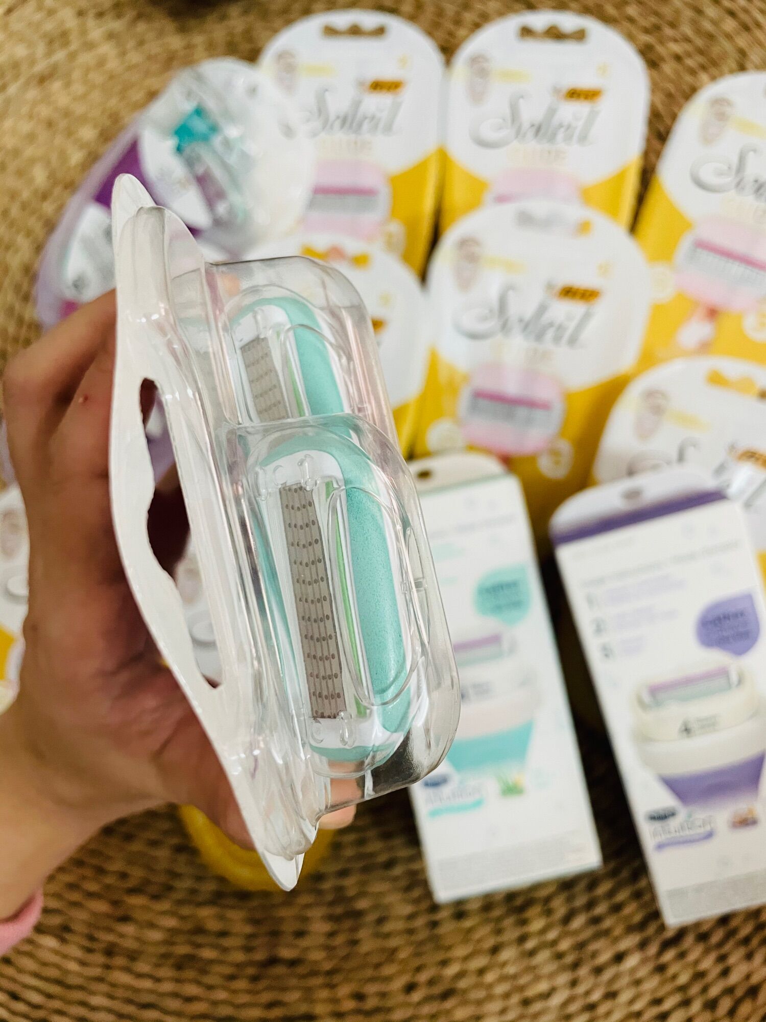 Dao cạo Bic Soleil cho phái nữ