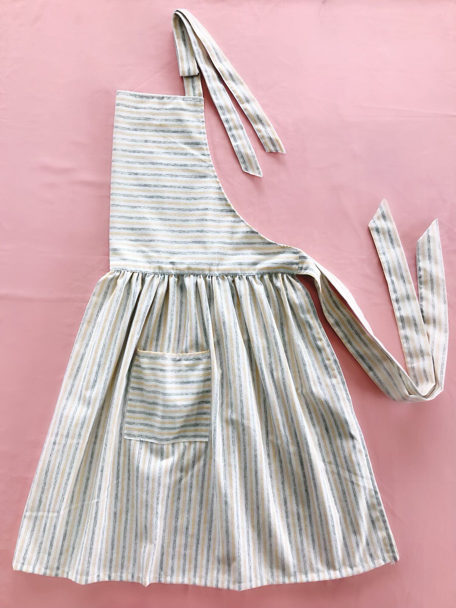 [Tạp Dề Handmade - Số lượng có hạn] Tạp dề 2 lớp, vải linen bột dày dặn.