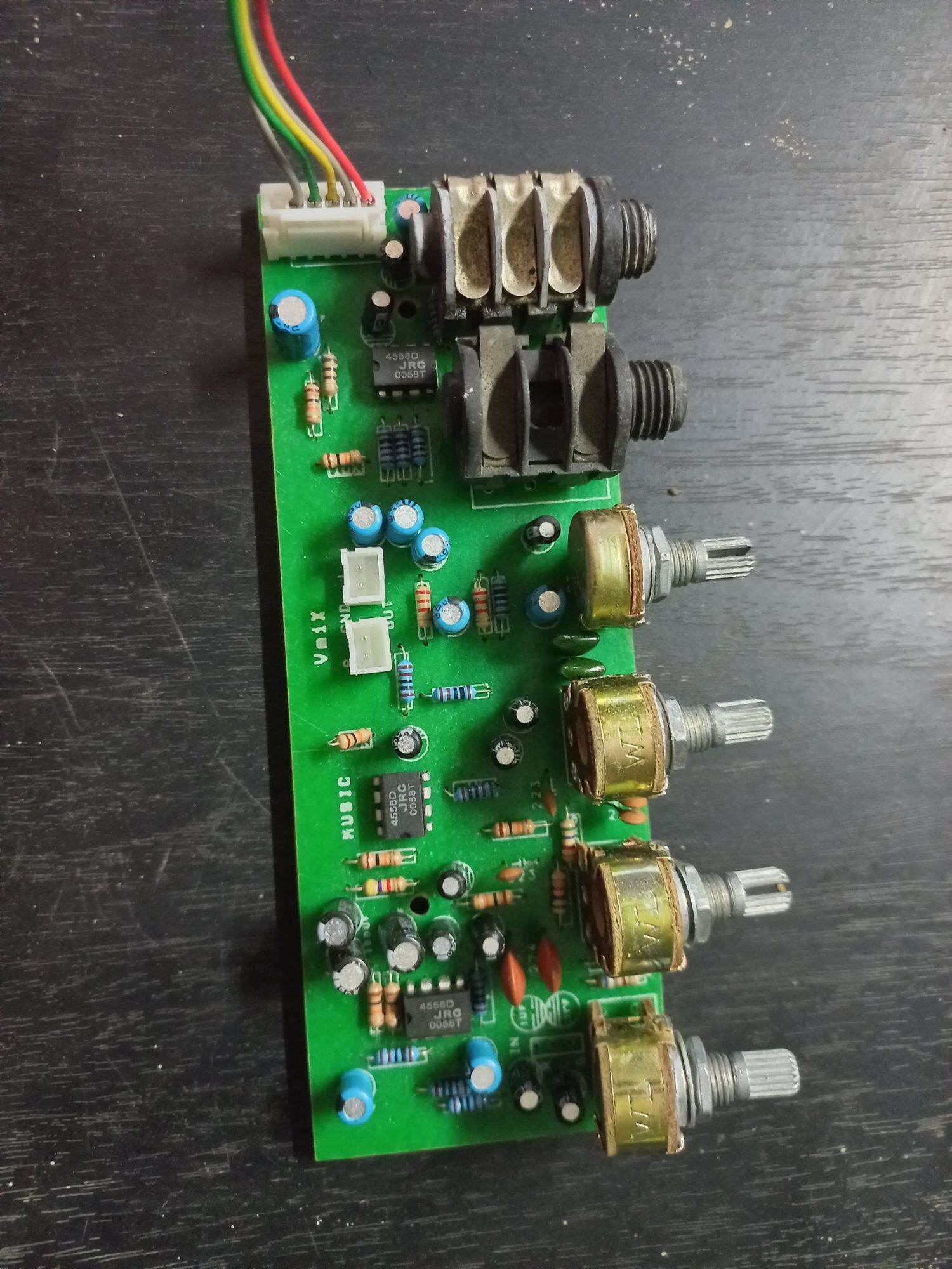 Bộ Mạch Âm Sắc 12V Stereo (chế loa kéo)