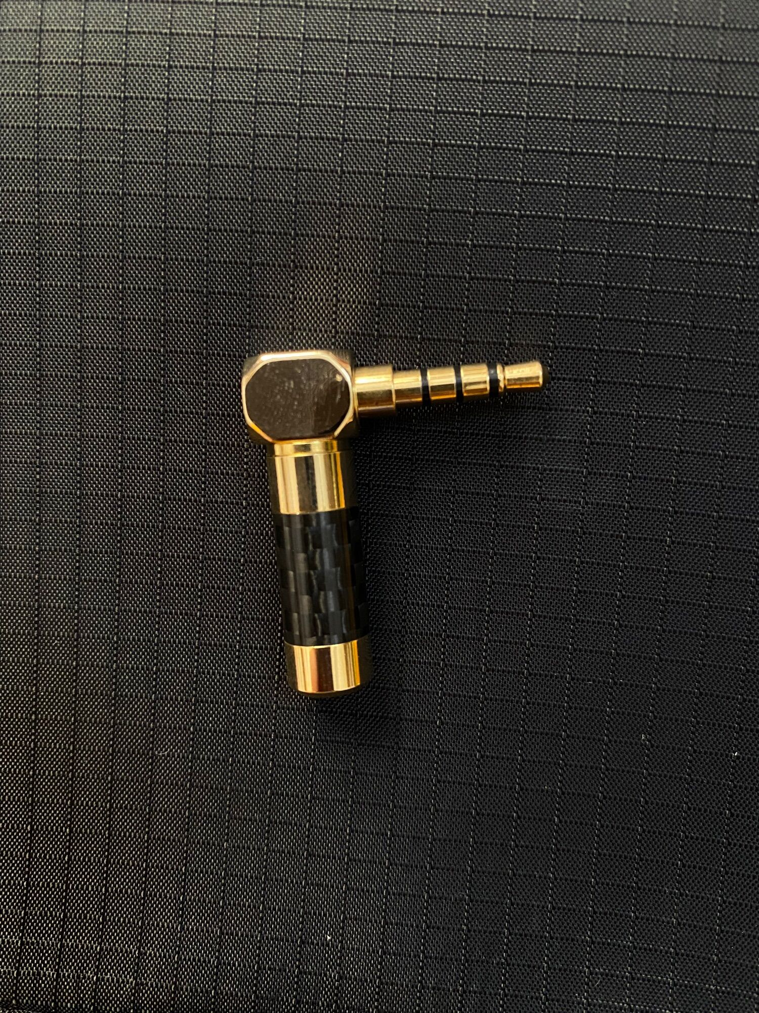 Jack 3.5mm hàn 4 khấc 90 độ cong cho dây