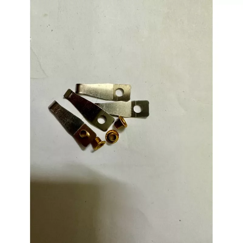 LƯỠI GÀ ZIPPO KÈM CHỐT
