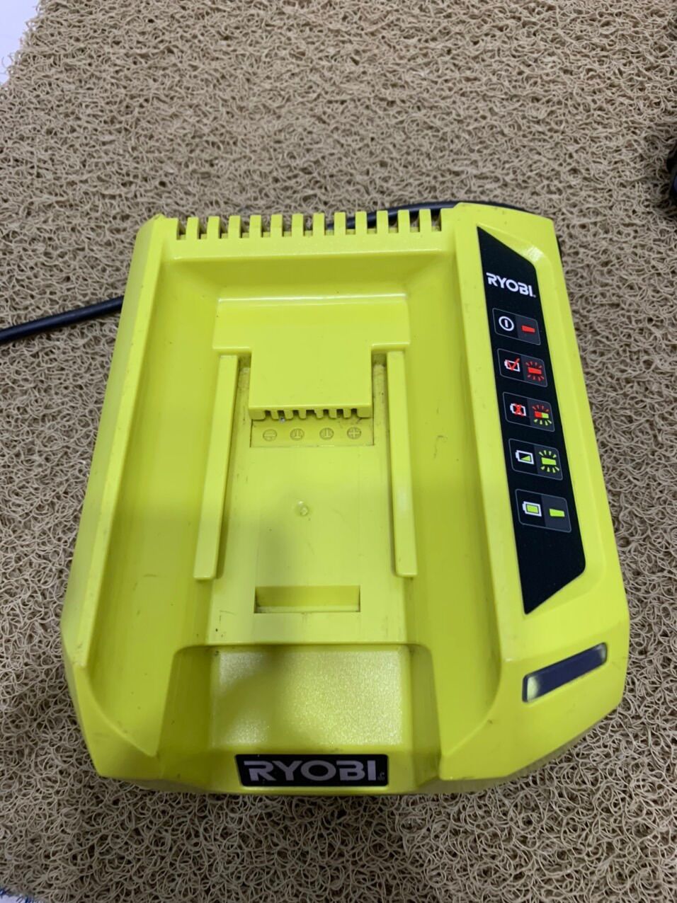 Sạc ryobi 36 đến 40v ryobi my và úc 220v