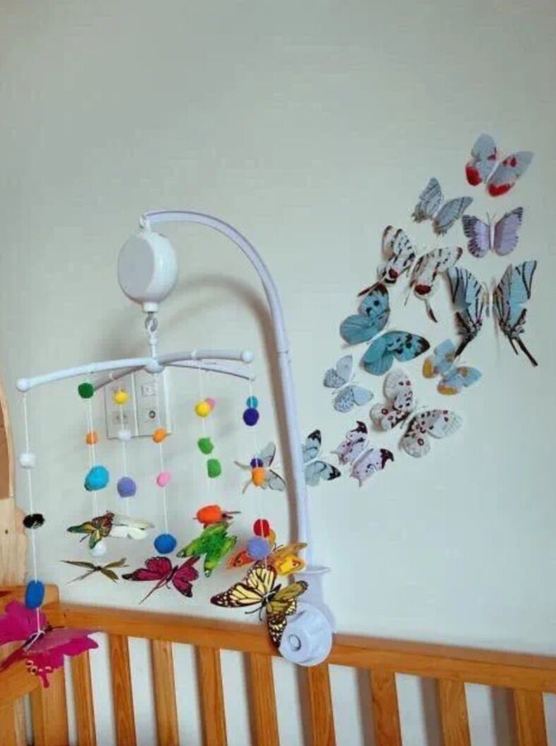 Treo nôi butterfly nhiều màu sặc sỡ < Combo full nhạc pin đầy đủ >