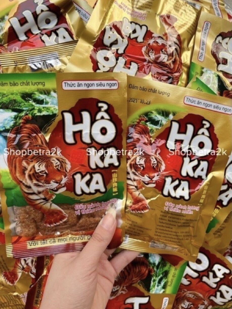 [☄️BỊCH 30 GÓI☄️]Thịt Hổ Kaka ,Snack Thơm Cay Hổ Miếng Kaka Gói 20g
