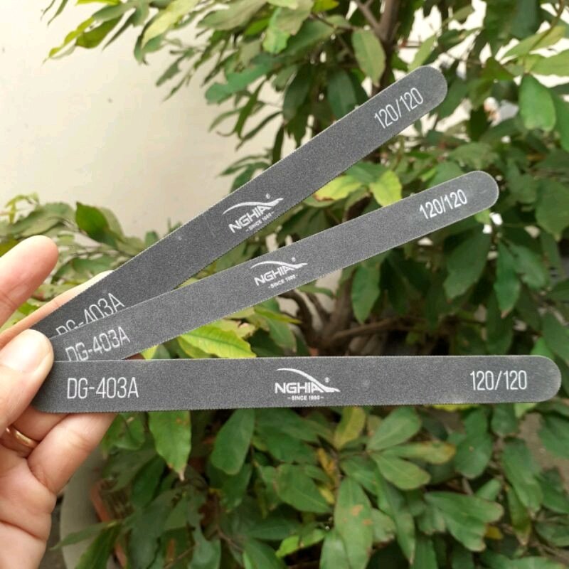 Dũa móng giấy nghĩa màu trắng đen 402B/403A/403B/ (Mã  số ngẫu nhiên tùy đợt)