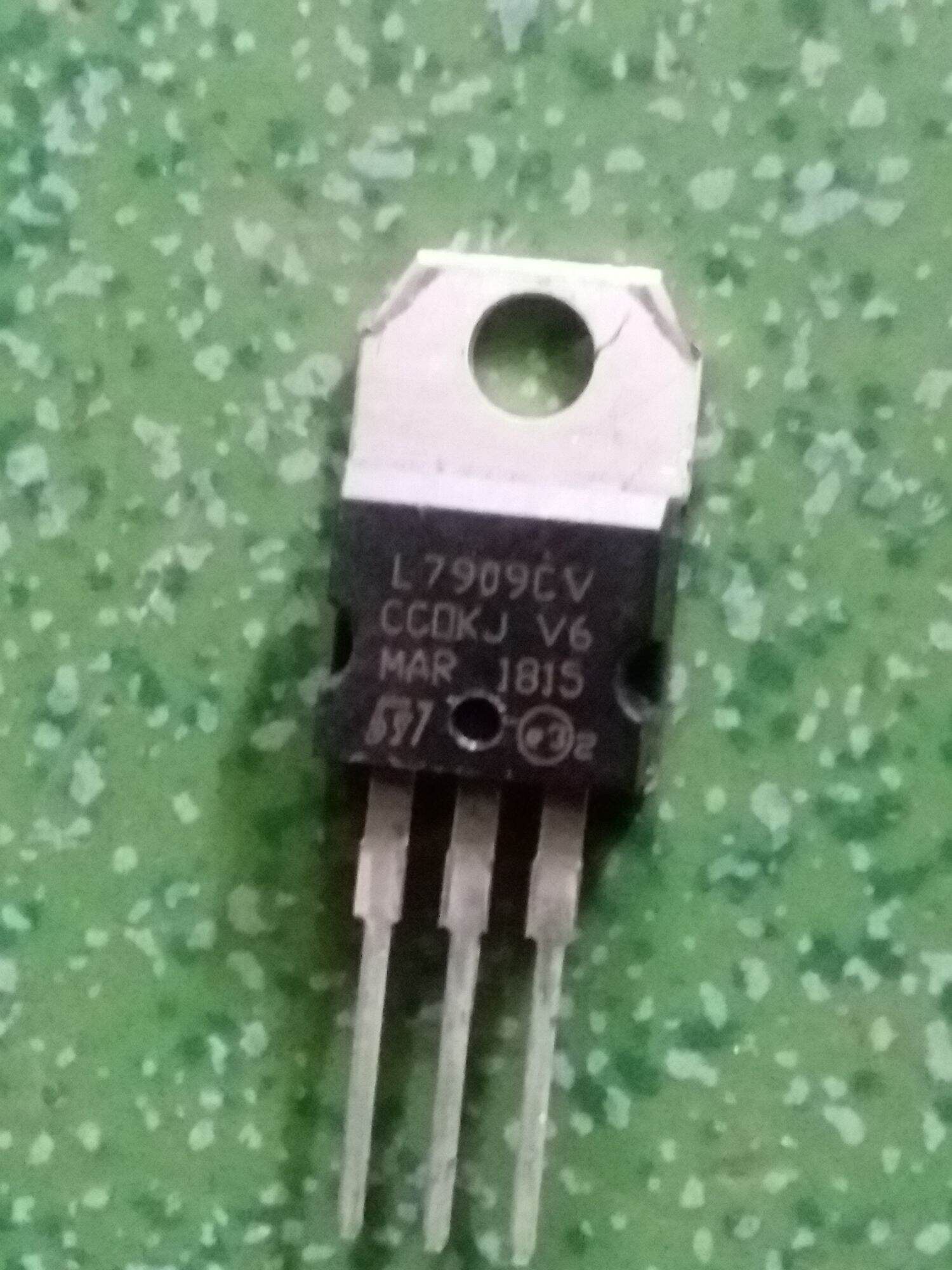 1 CHIẾC IC LM 7905-7908-7909-7912-7915-7924