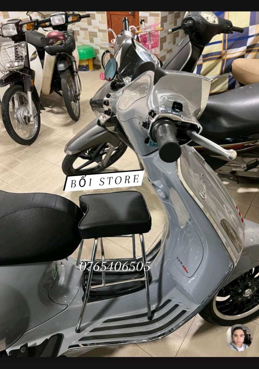 Ghế ngồi xe máy cho bé vespa,nouvo không tựa