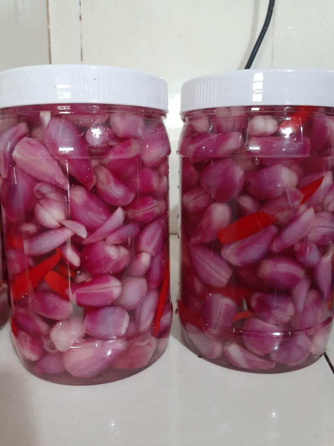 Hành tím lý sơn, ớt ngâm chua ngọt