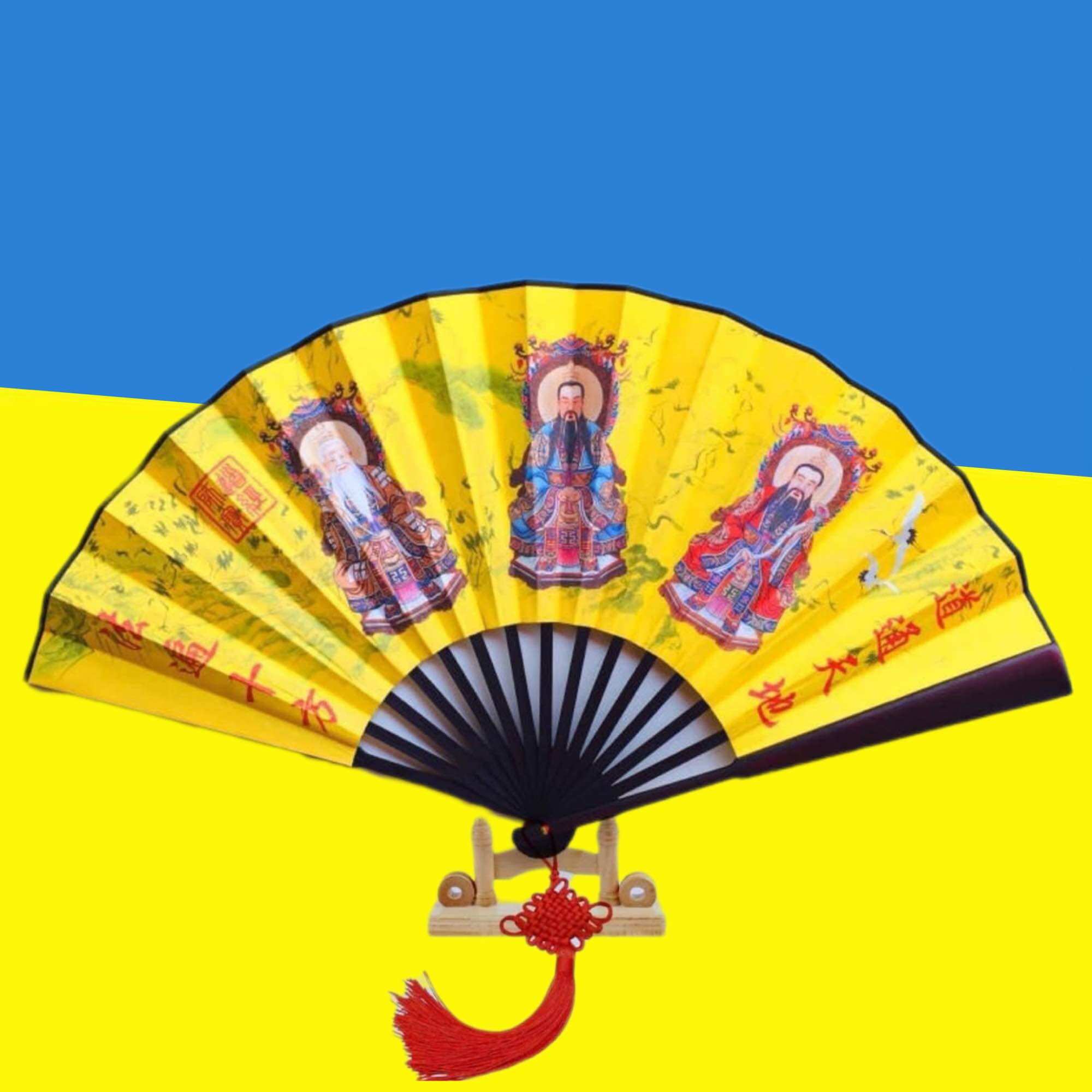 Quạt lụa Tam Thanh Thiên Tôn tặng kèm kệ
