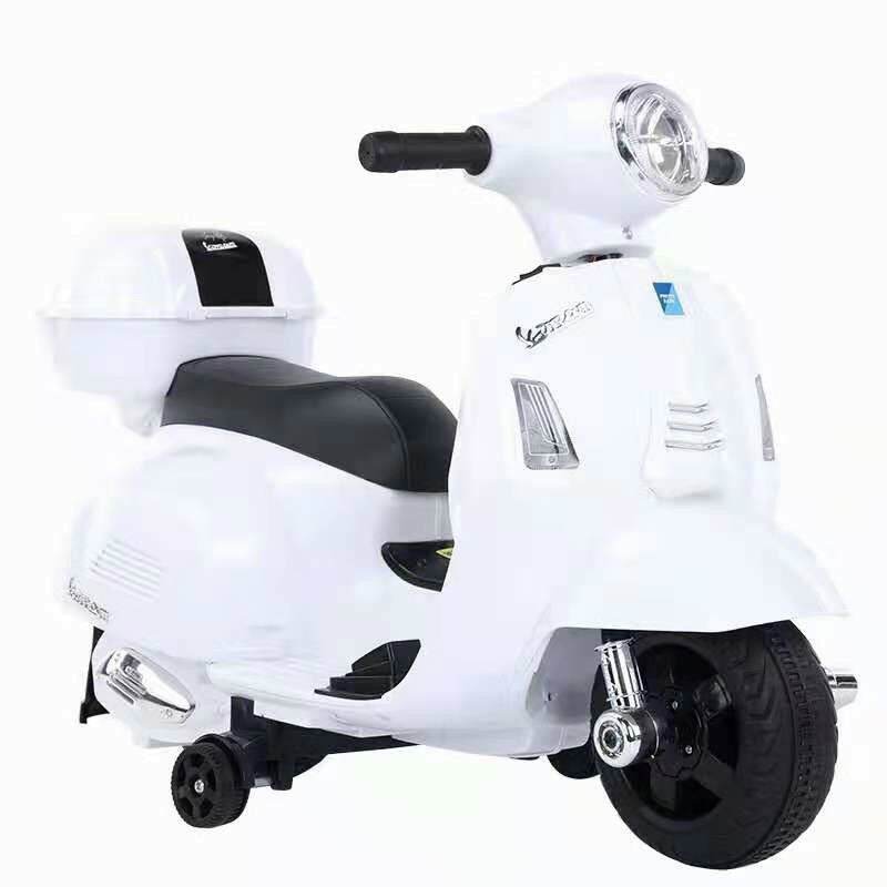 Xe máy điện vespa