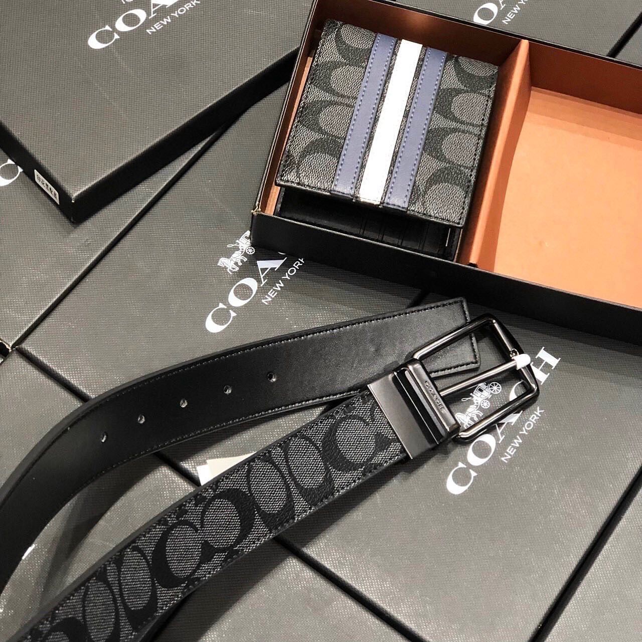Set thắt lưng kèm ví Coach xuất xịn