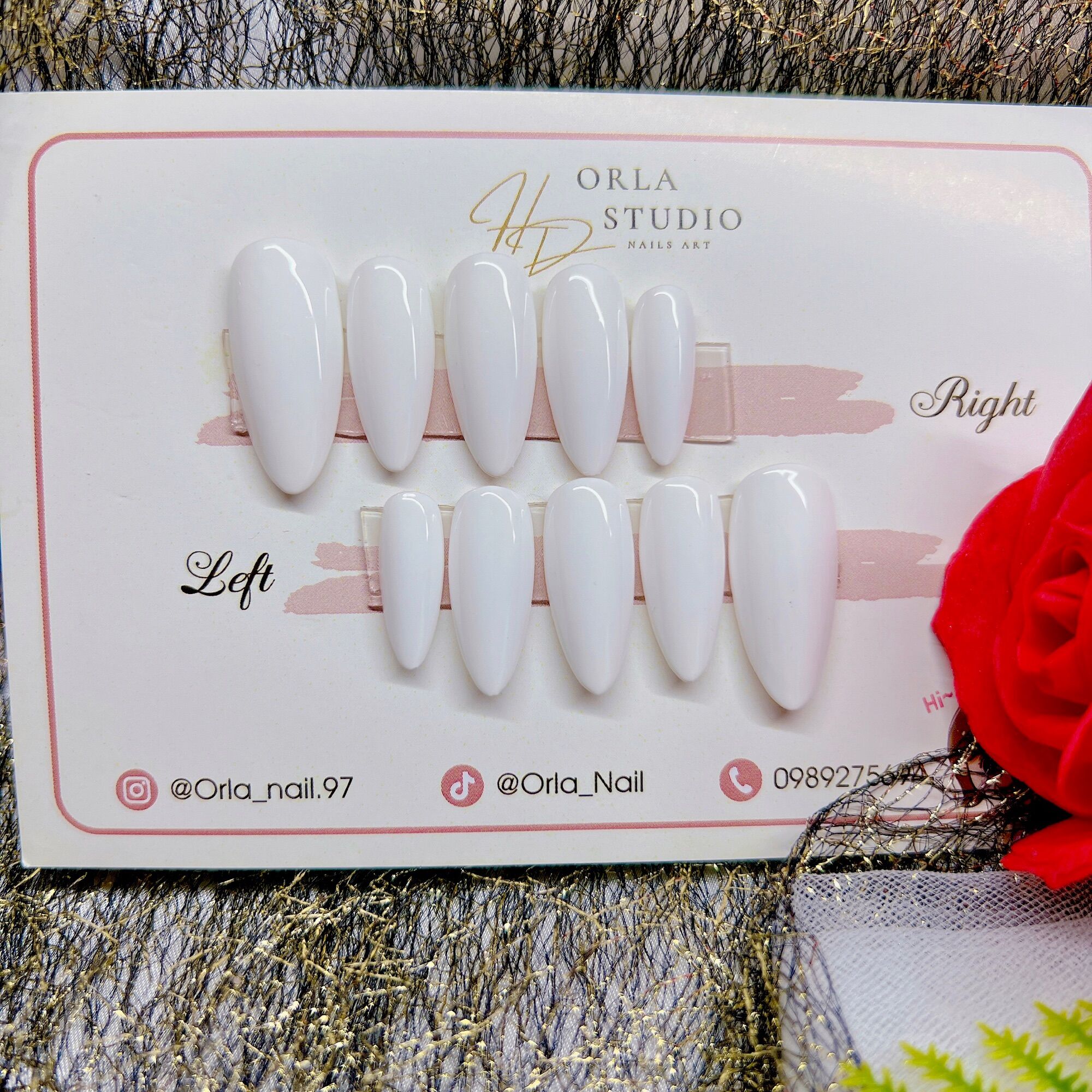 Nailbox cô dâu nền trắng trơn đơn giản D822