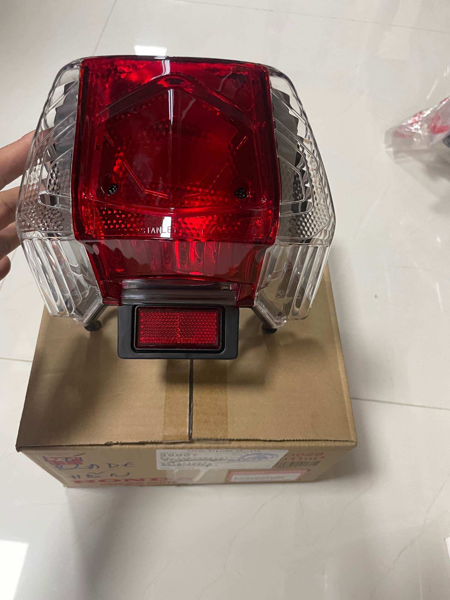 Bộ đèn hậu wave Blade 110 chính hãng Honda