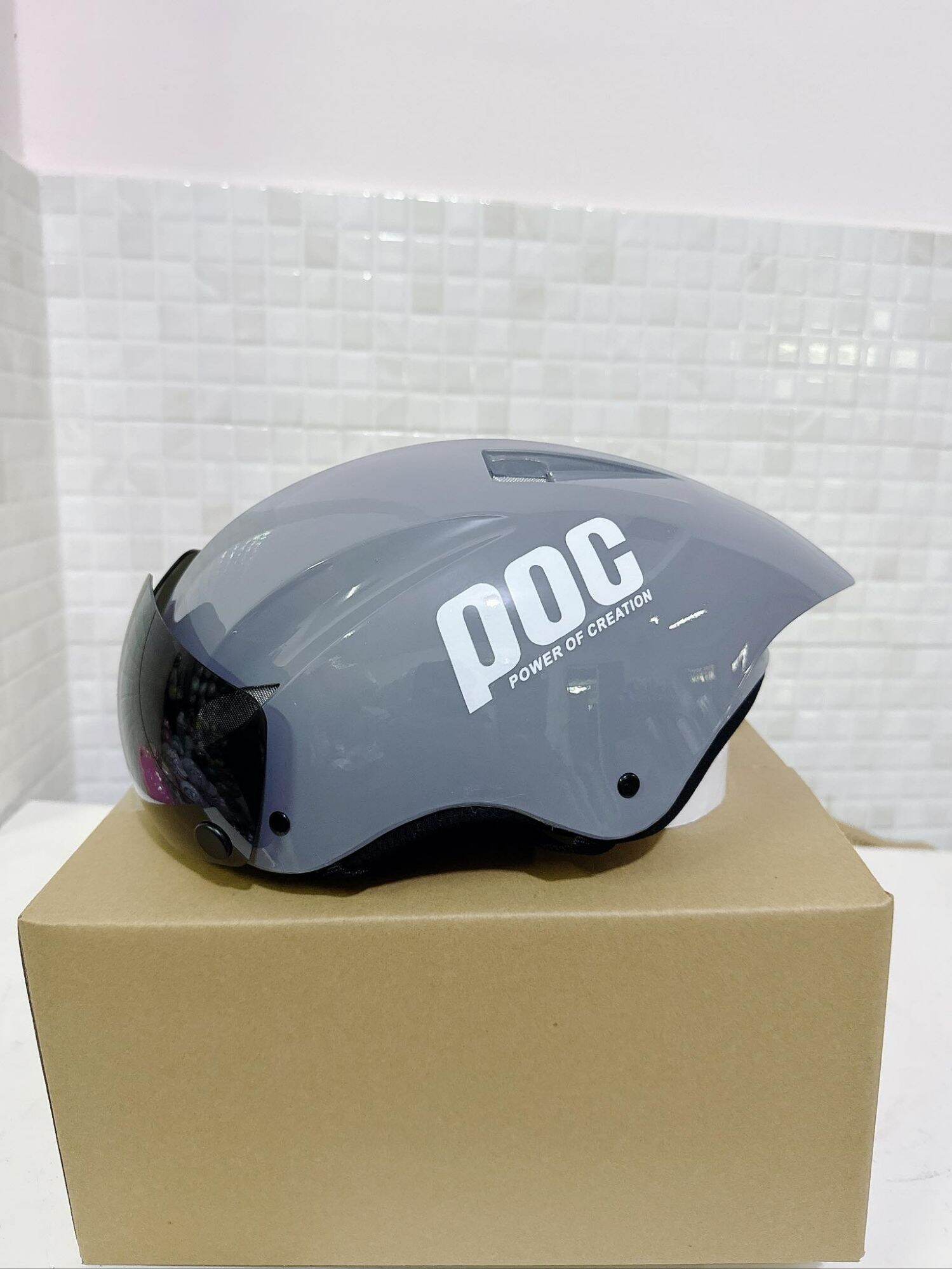 Nón bảo hiểm POC đuôi nhọn ( Nón trơn lên tem )