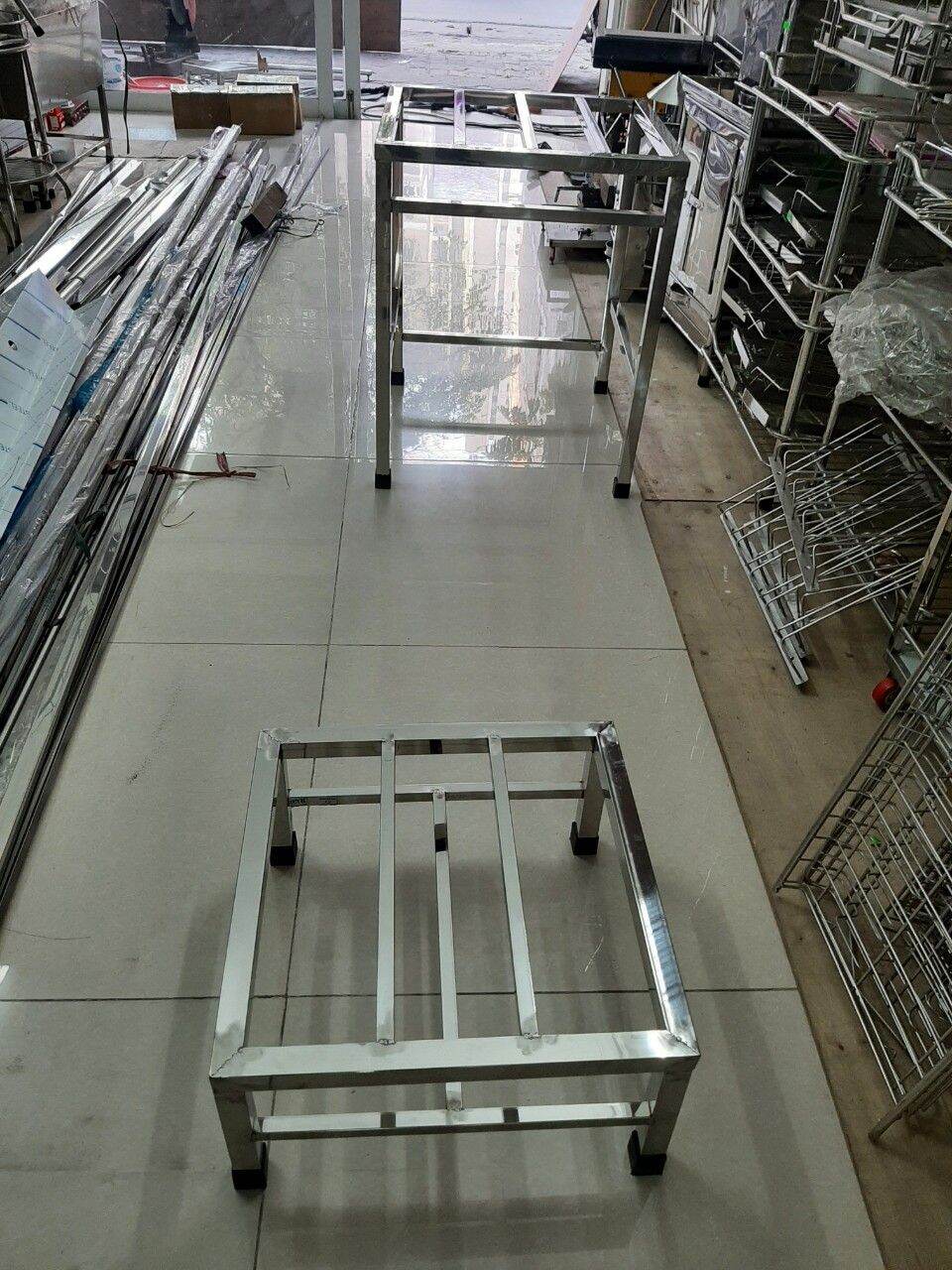 Kệ kê chậu cây cảnh inox