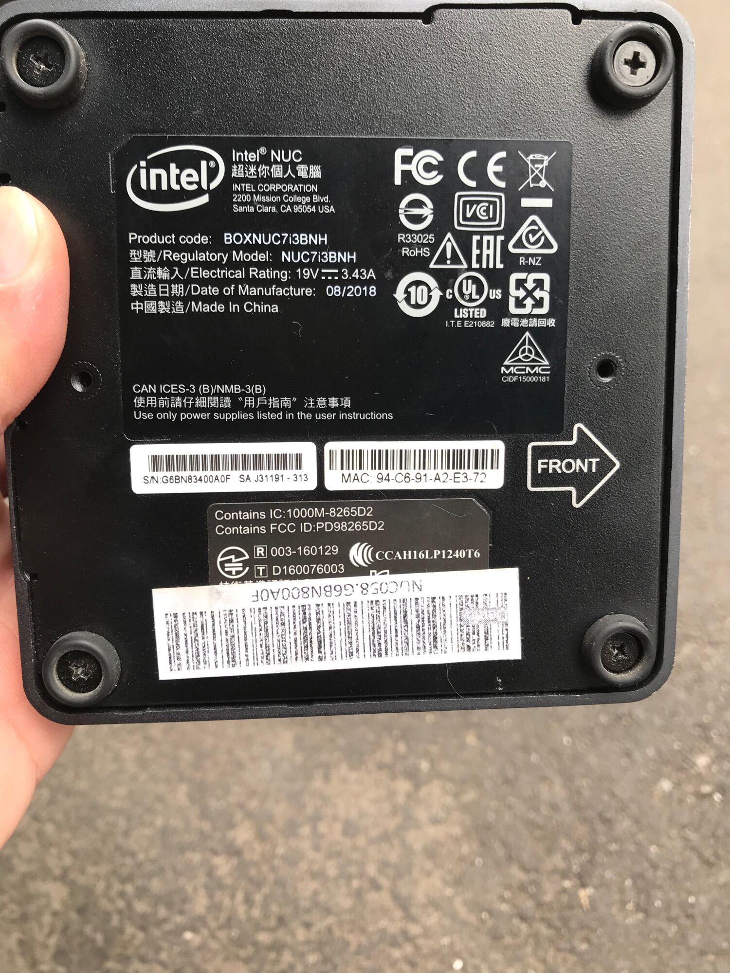 Intel Nuc i3 th7