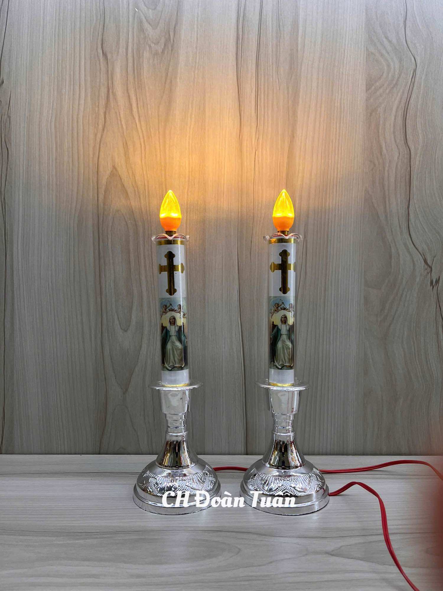 ĐÈN THỜ CÂY NẾN, ĐÈN CẦY KIẾNG (MỘT CẶP)