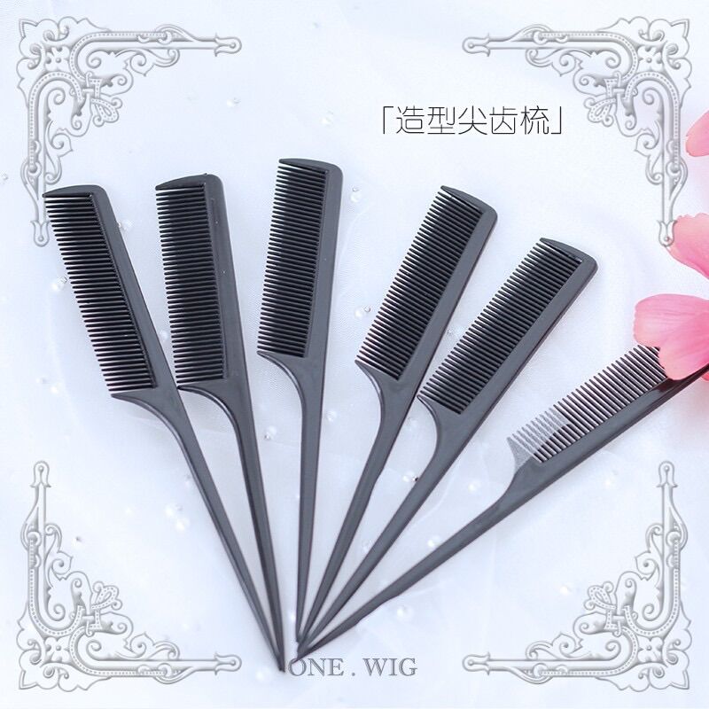 Lược chải đầu đuôi nhọn nhiều màu sắc