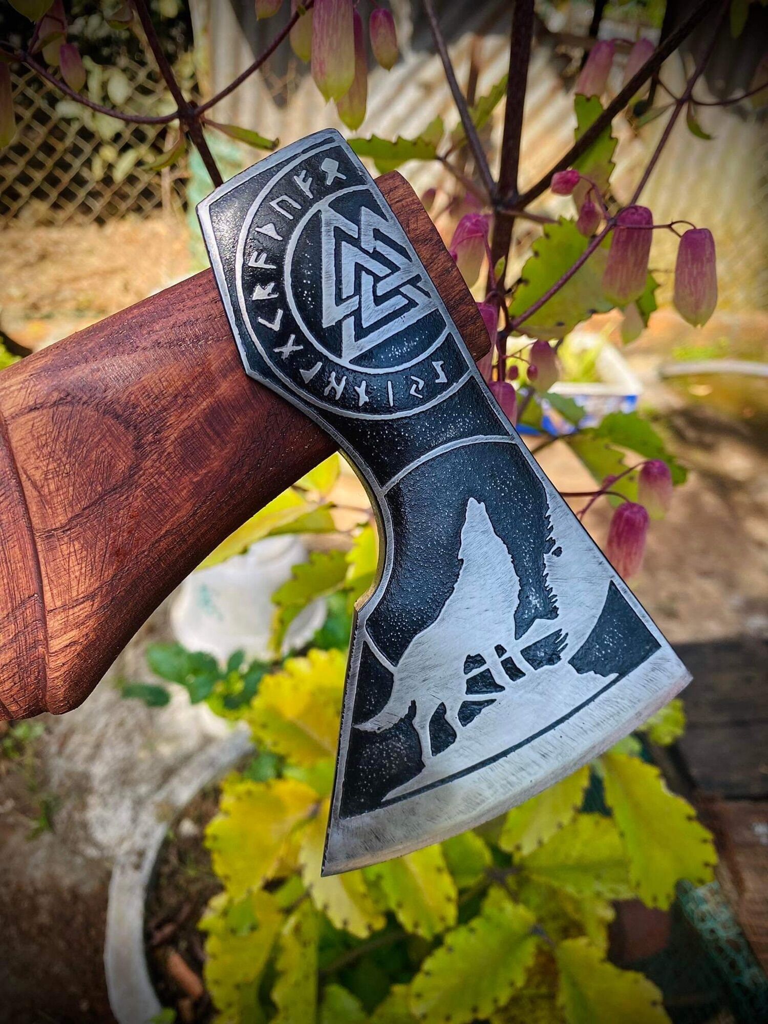 Rìu viking handmade Việt Nam kèm bao da