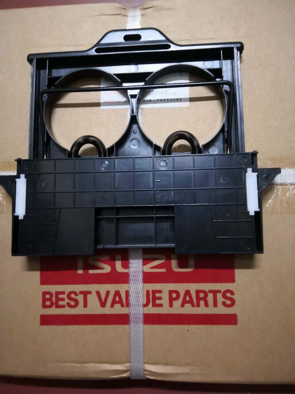 Khay để ly isuzu qkr khay đựng ly nước phụ kiện xe tải xe tải isuzu