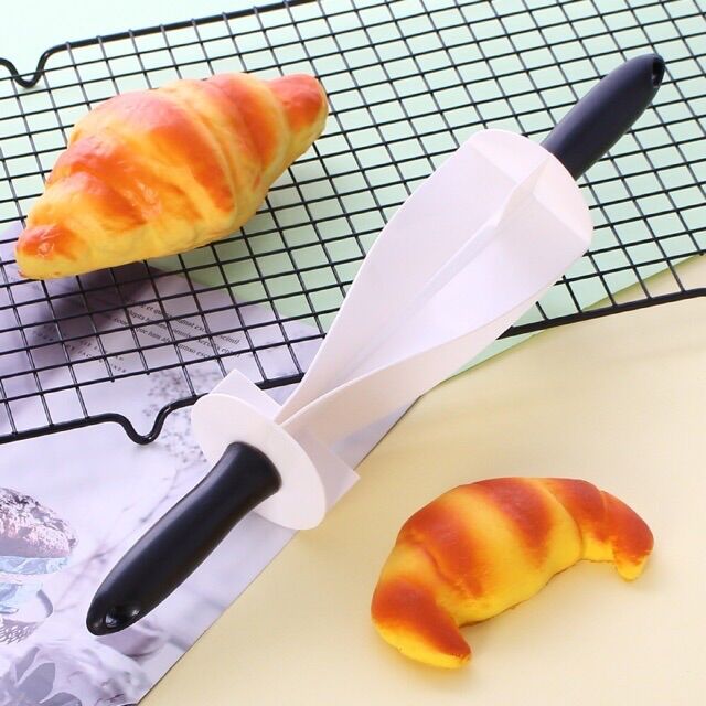 Cây lăn sừng bò dụng cụ làm bánh sừng bò