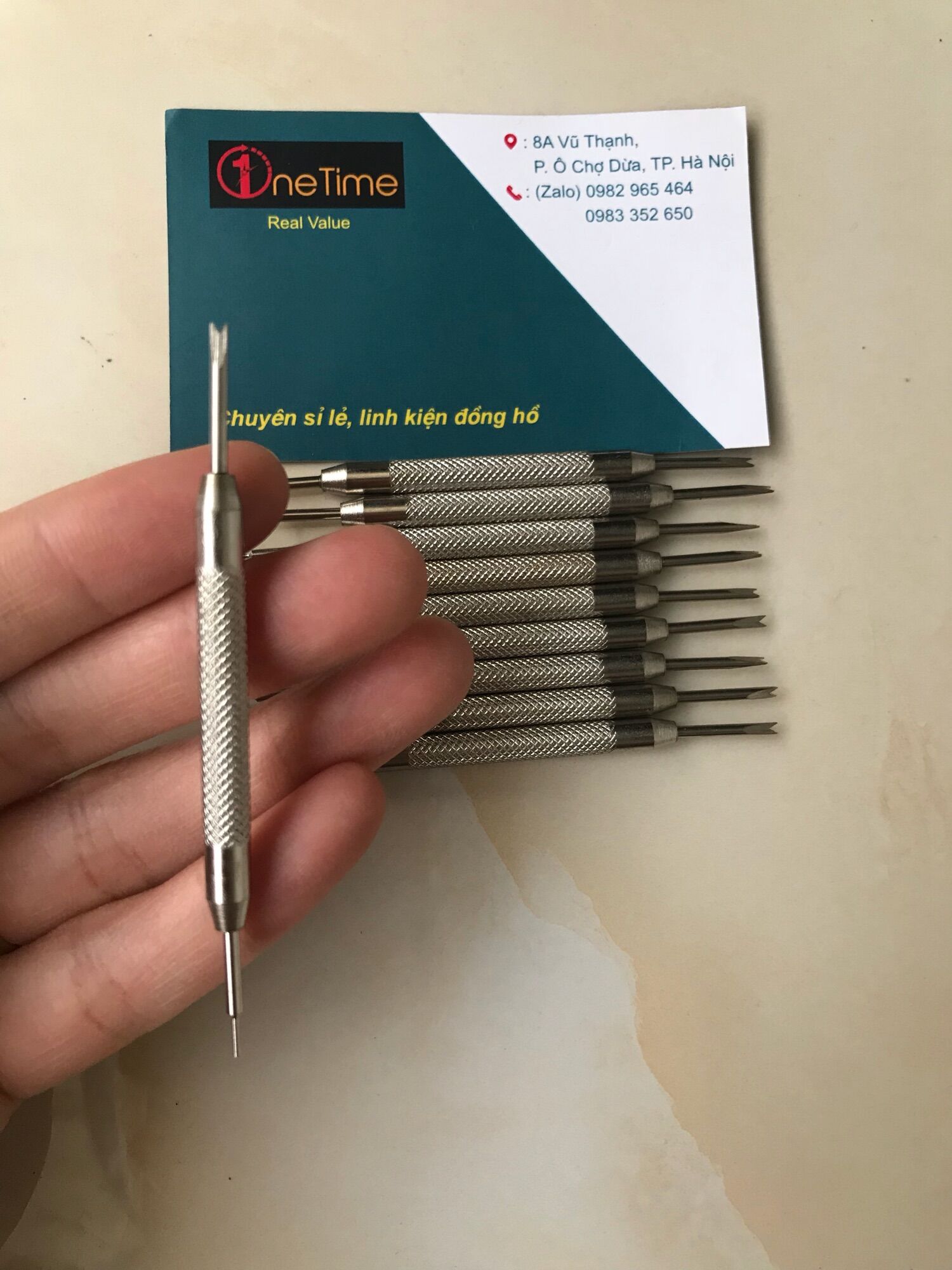 Tovit thay dây, vặn ốc đồng hồ HUBL chuyên dụng