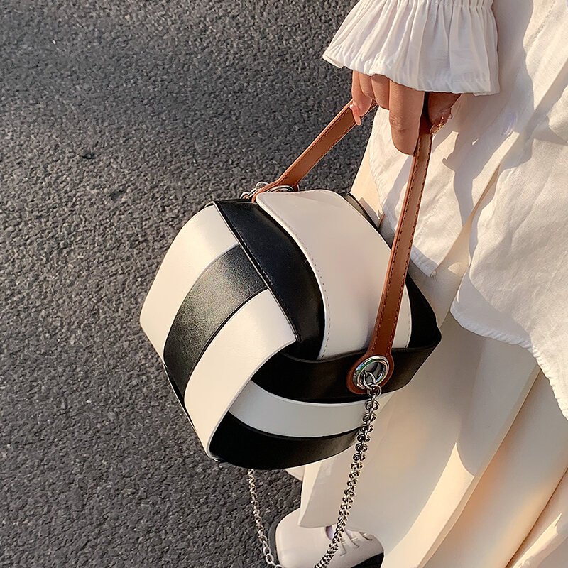 Túi Đeo Chéo Dây Xích Thời Trang Cho Nữ Túi Xách Tay Nhỏ Gọn Thiết Kế Mới Mùa Hè 2025 Túi Vuông Mềm Màu Trơn Phong Cách Hàn Quốc