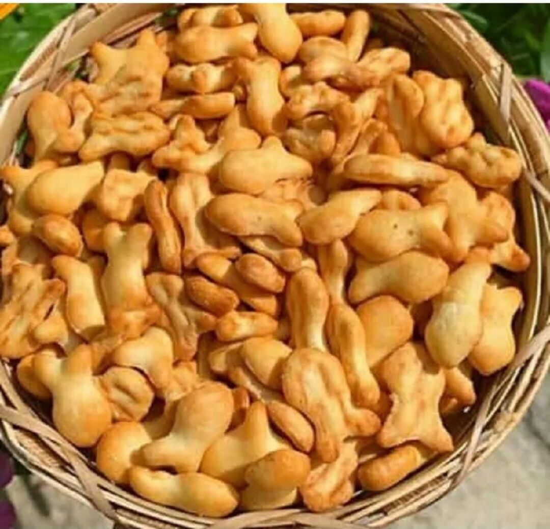 Bánh quy cá mặn