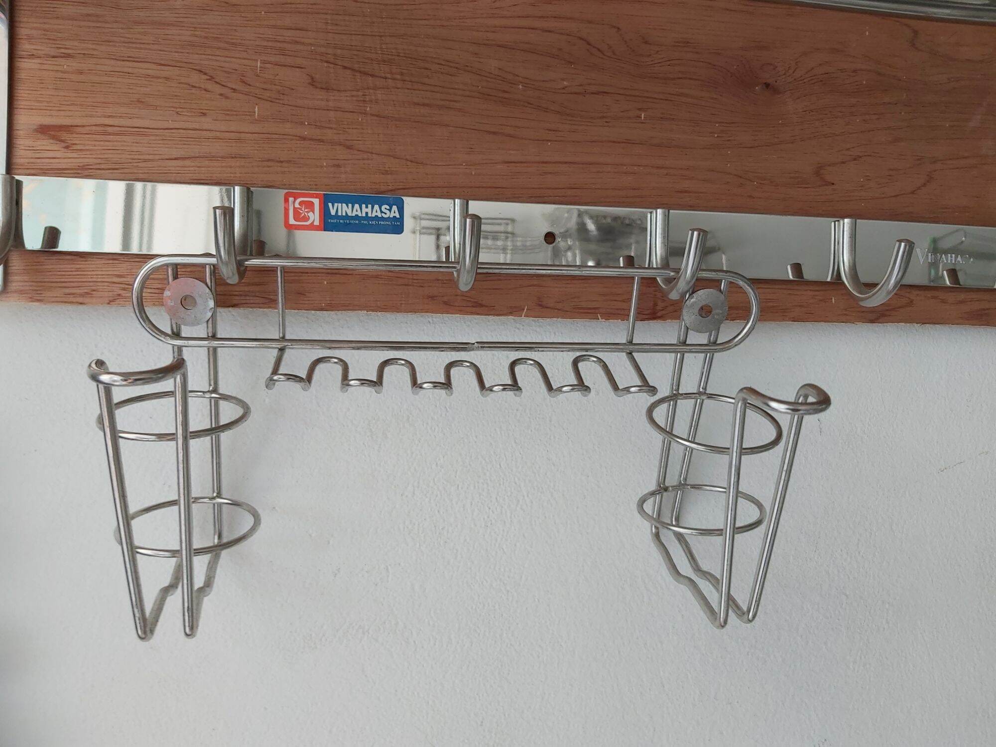 Kệ inox 304 cài bàn chải, kem đánh răng