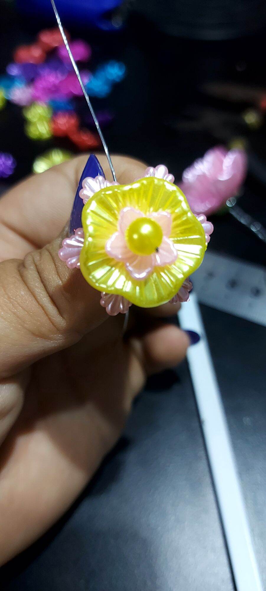 Hạt Acrylic hoa sao cánh tròn 2 cm