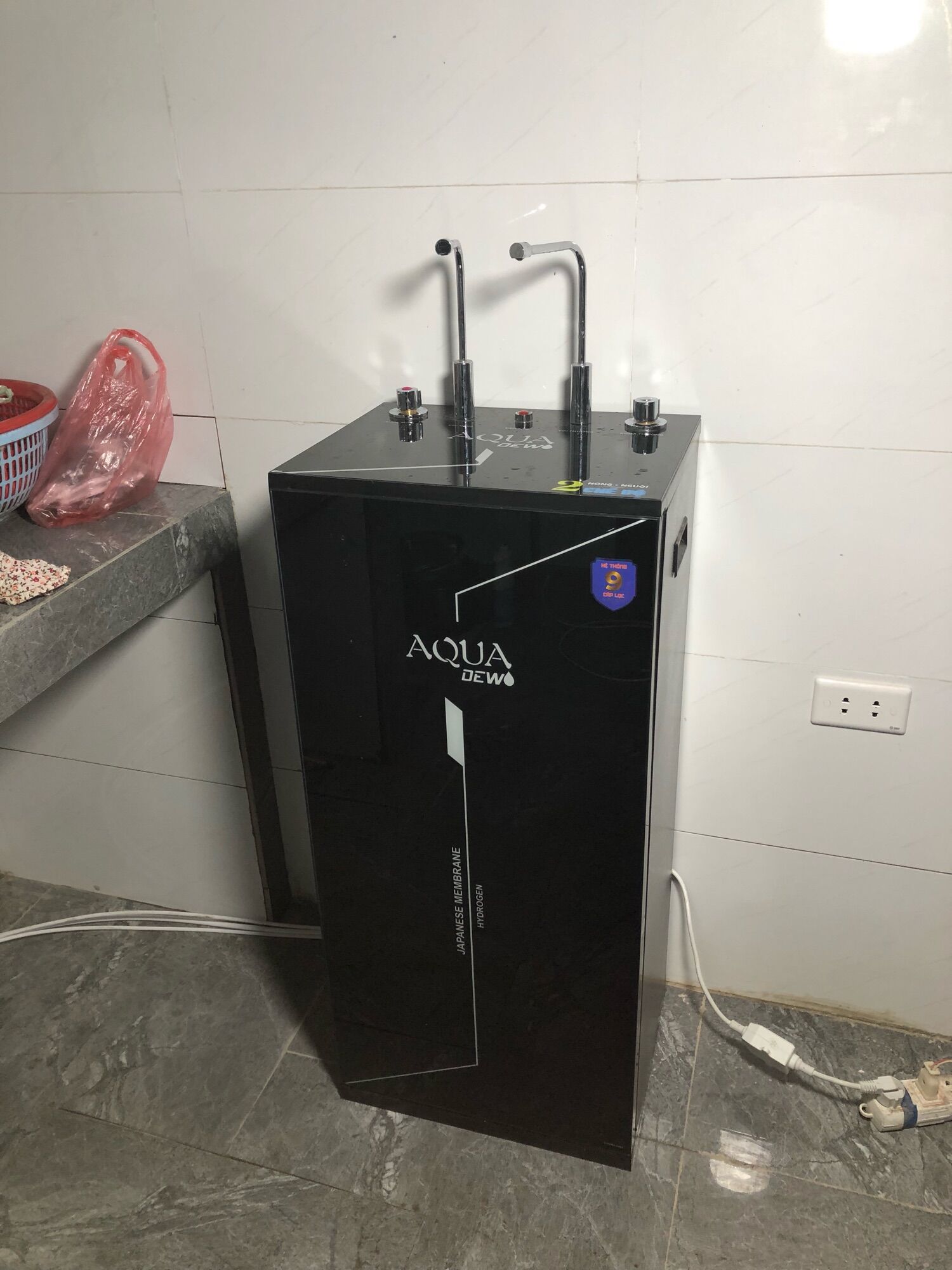 Máy lọc nước nóng nguội- miễn phí vận chuyển