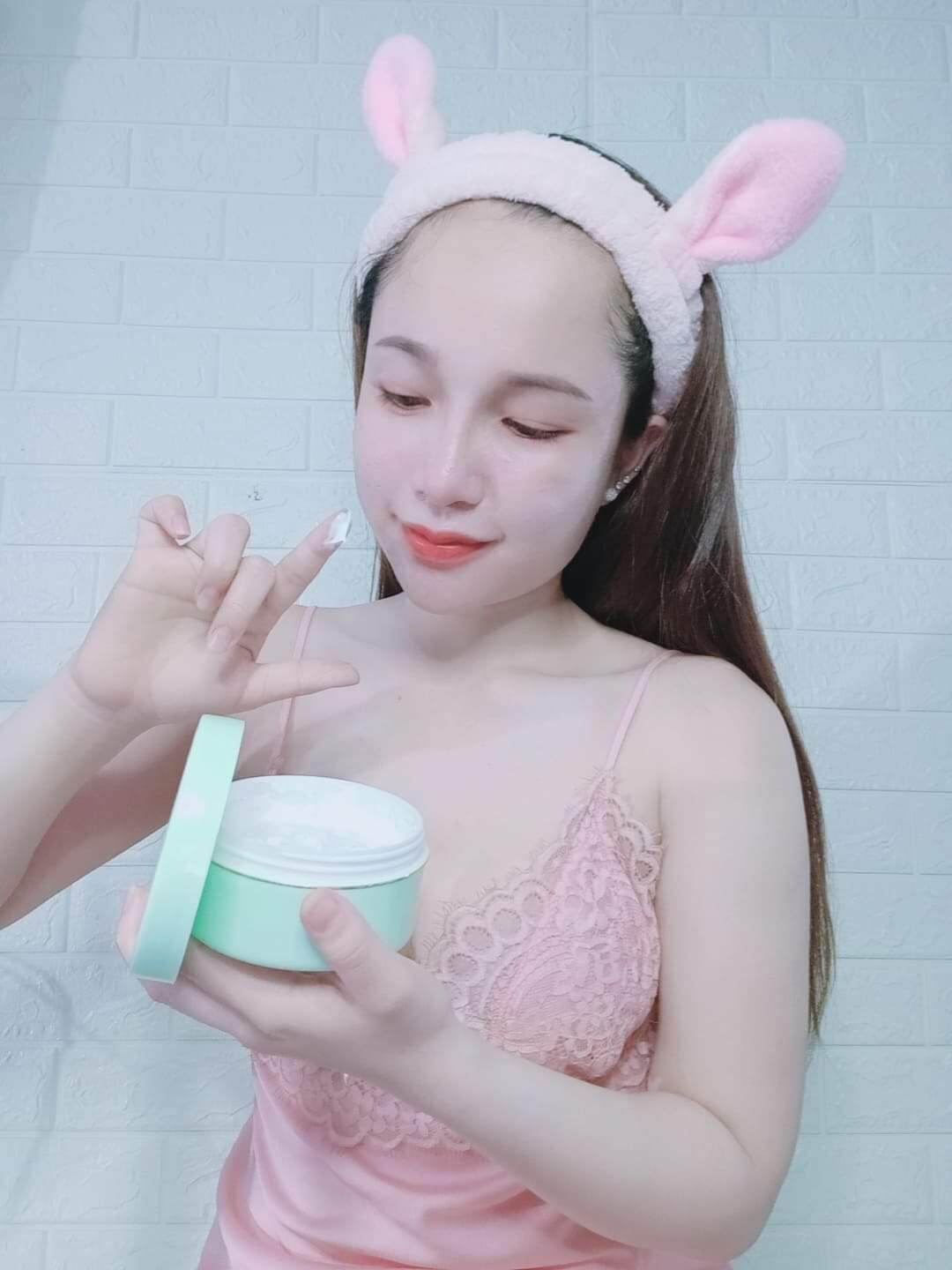 Kem Body Lạnh Tinh Thể Nước
