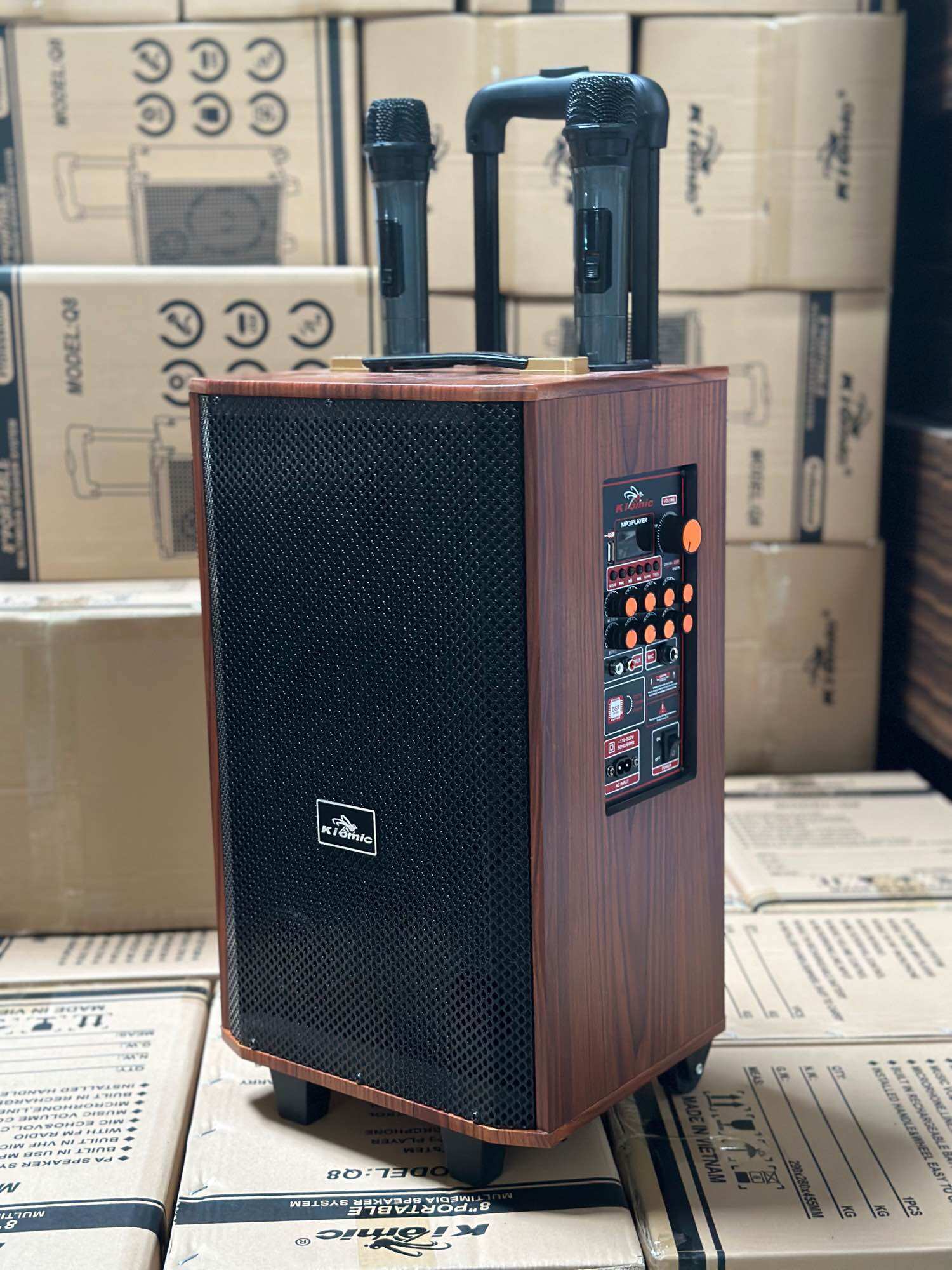 Loa keo karaoke k88 tặng 2 mic uhf