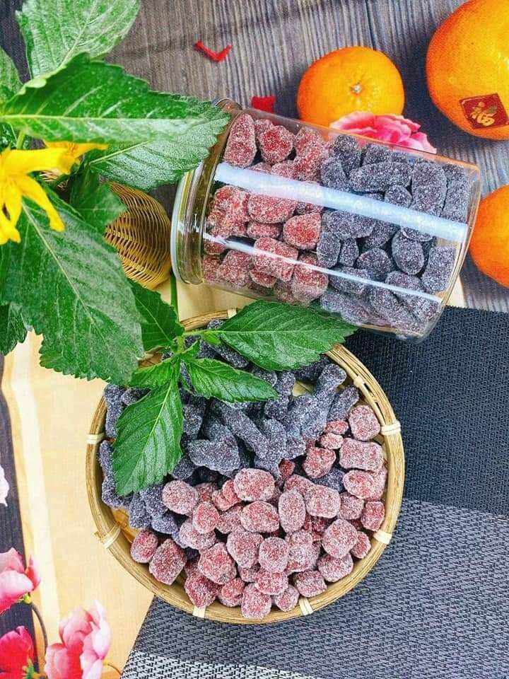 100gr kẹo dâu tây tằm
