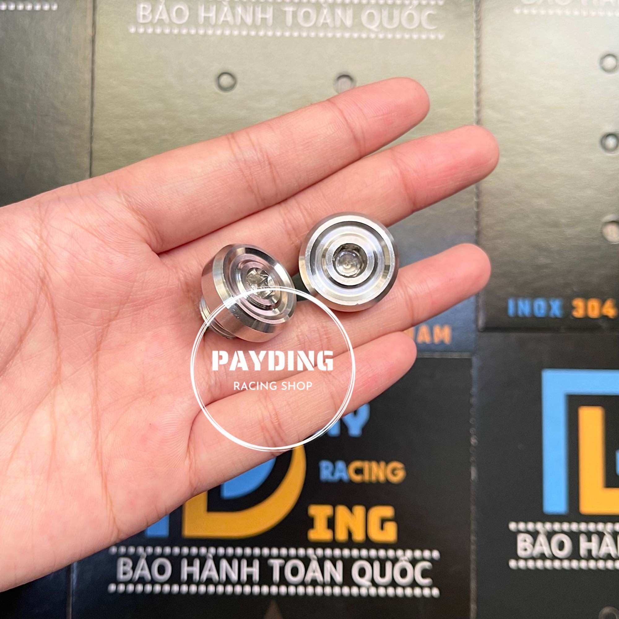 Ốc Mâm Lửa nhỏ inox304 mẫu Thái dùng cho các dòng xe Honda,Yamaha