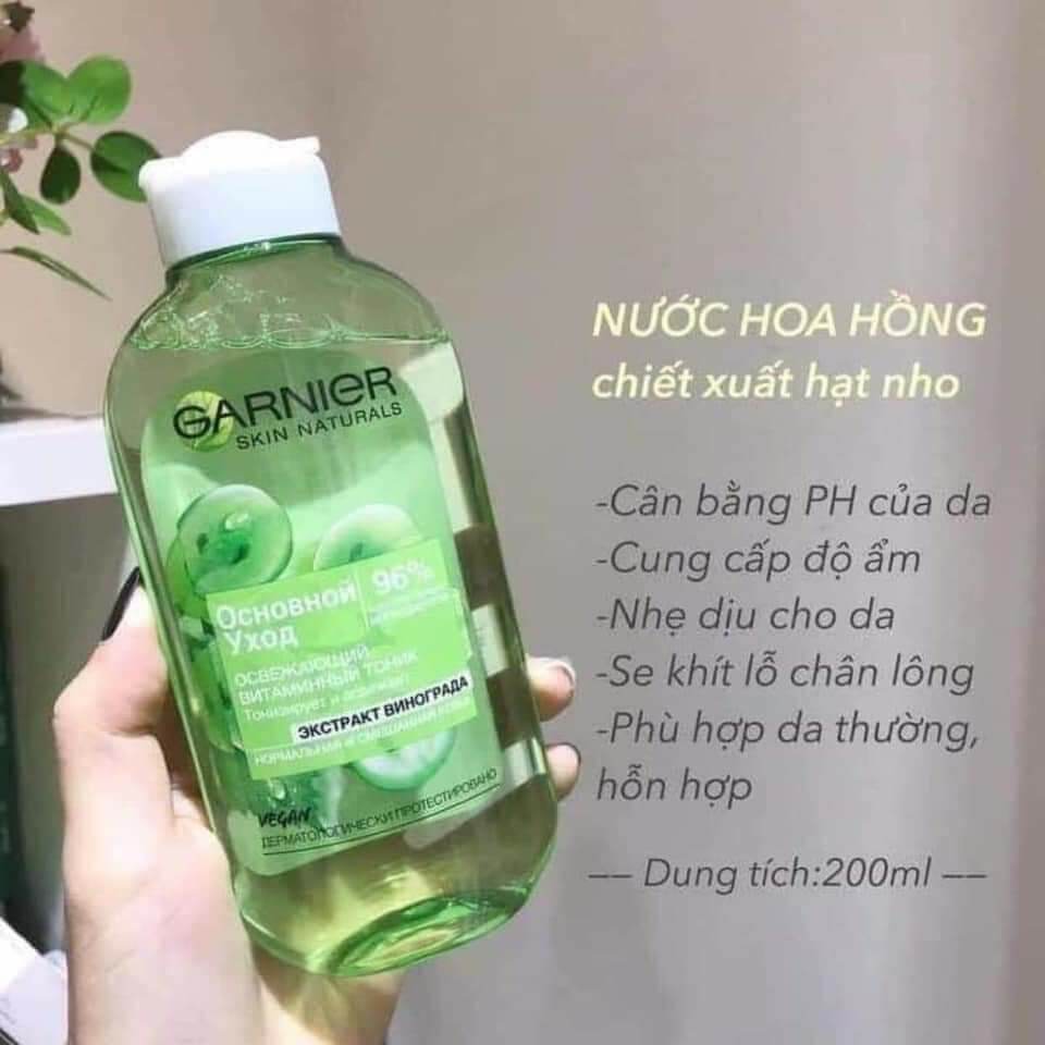 Nước hoa hồng garnier chai 200ml