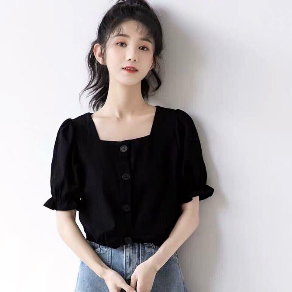 Áo cổ vuông tay phồng phong cách vintage