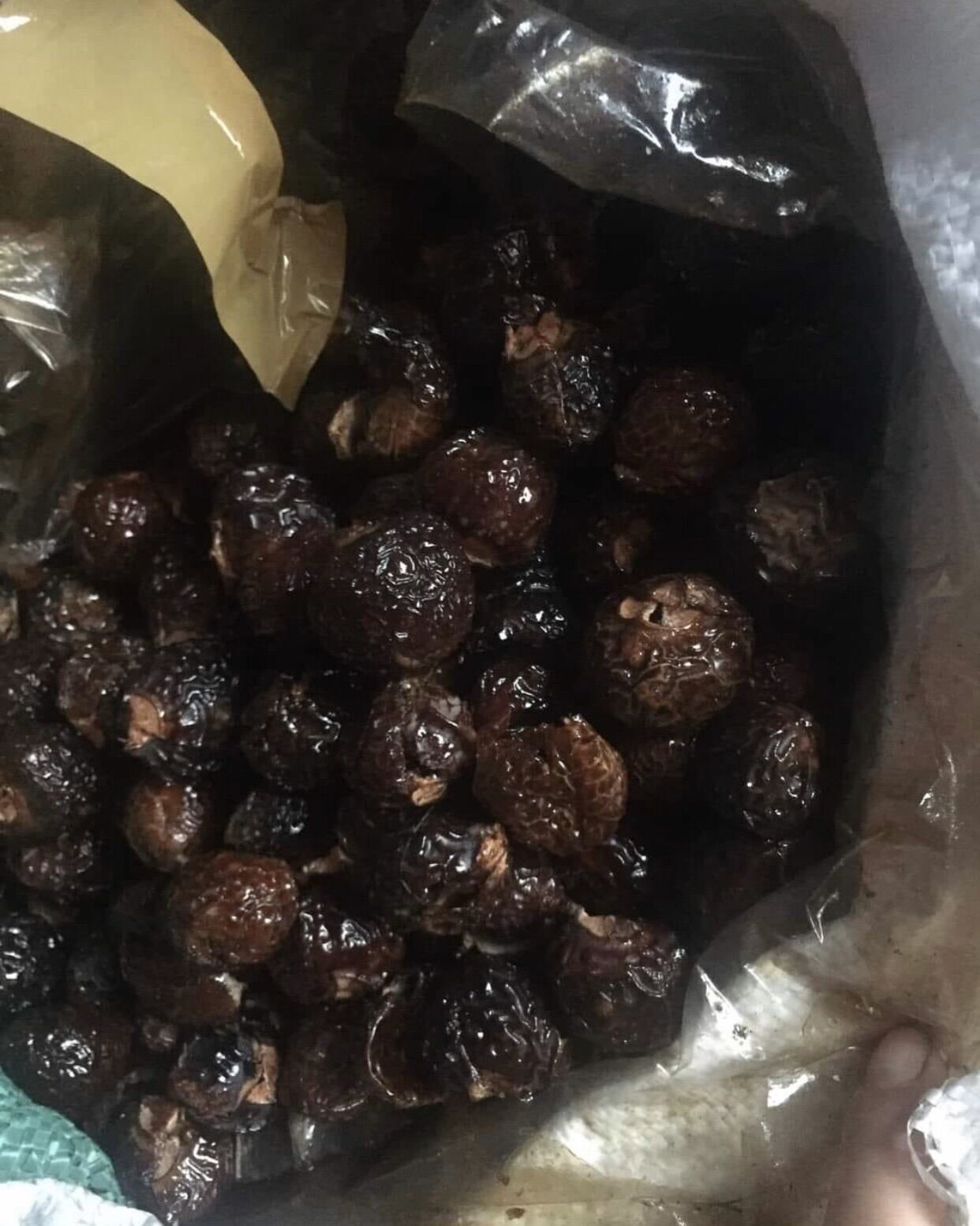 Bồ hòn tách hạt 1kg ( hàng loại 1 nhiều mật)