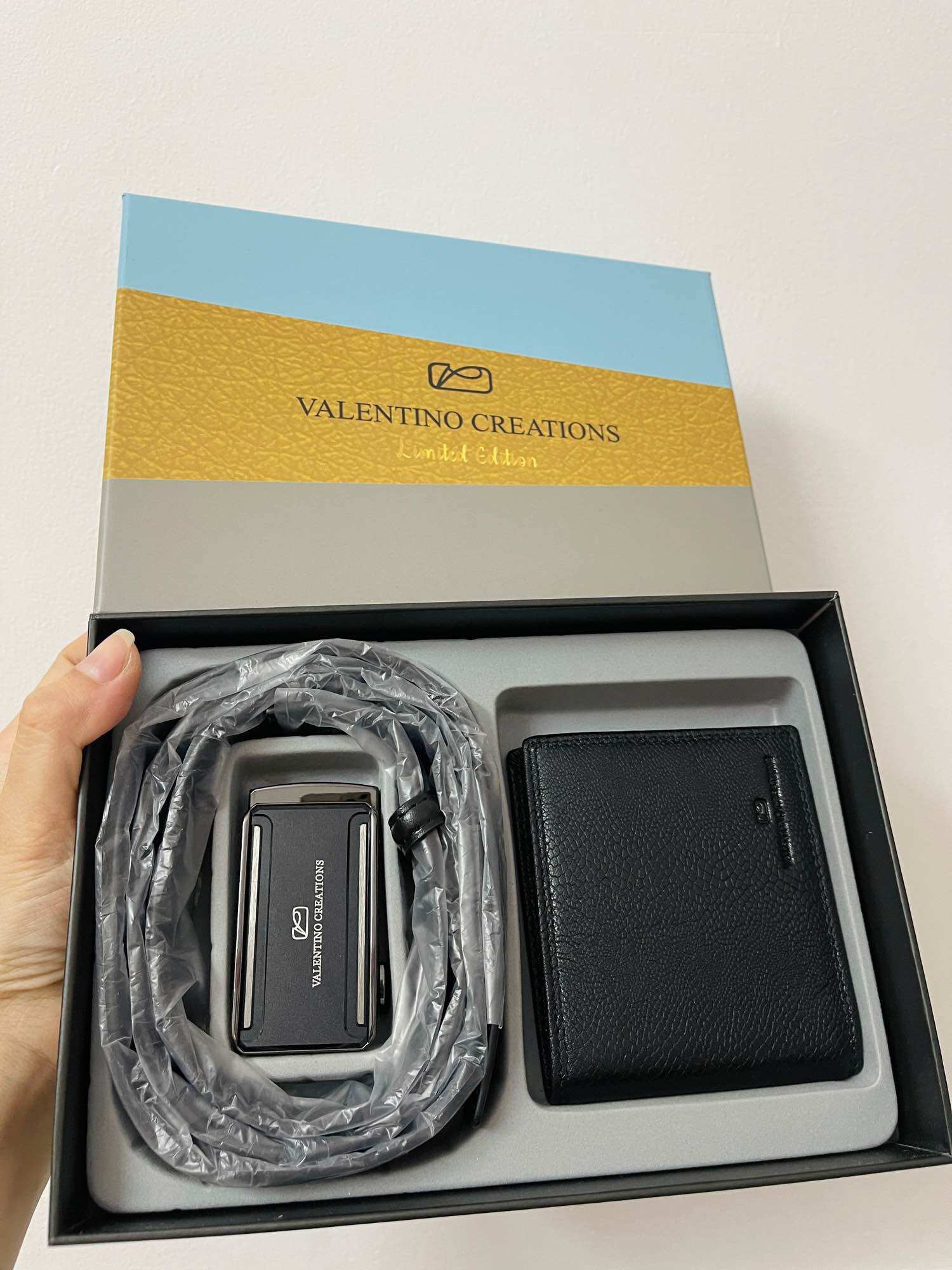 Sét Ví nịt Valentino Creations Authentic sale
