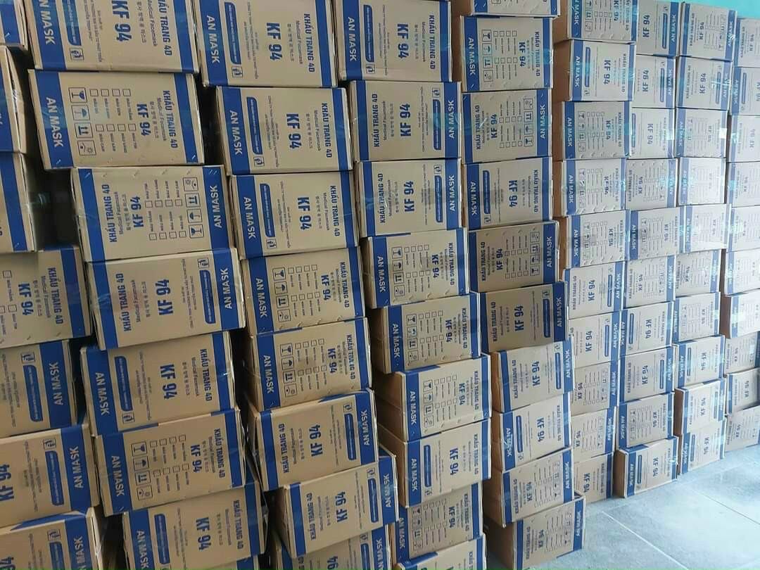 1 thùng 100 cái khẩu trang kf94 (10 gói, 1 gói 10 cái)