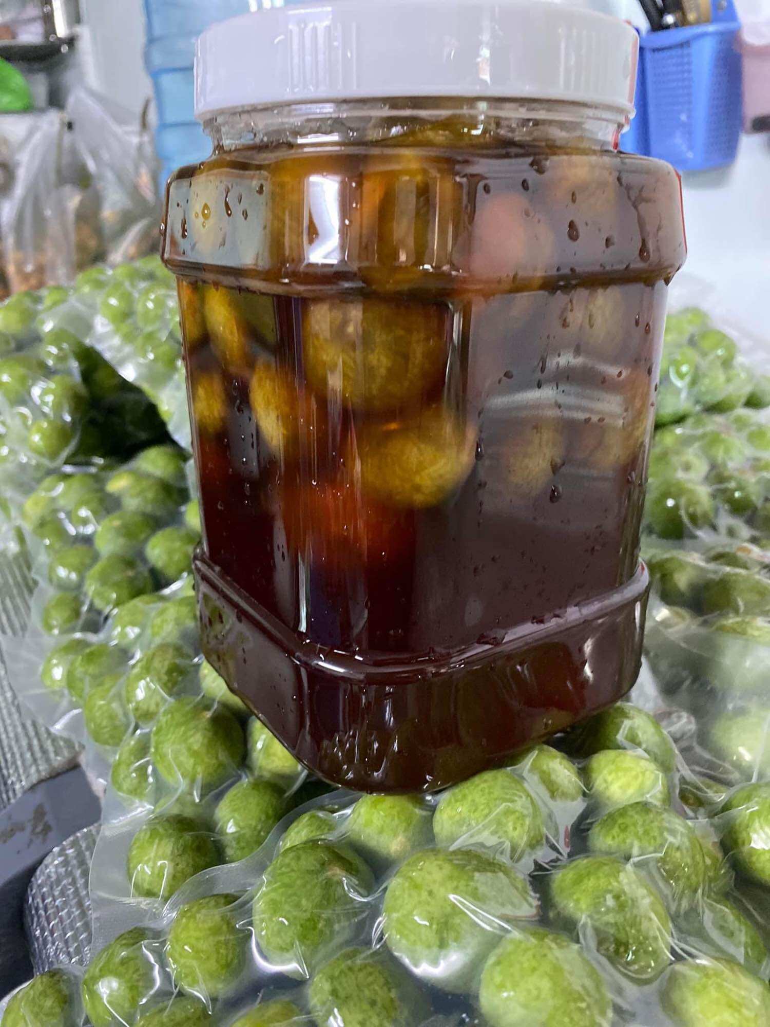 Hủ 1kg Sấu ngâm đường (thức uống giải khát)