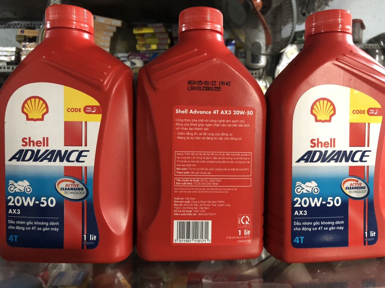 Dầu nhớt gốc khoáng Shell Advance 20W-50 dành cho xe moto, xe số, xe côn tay