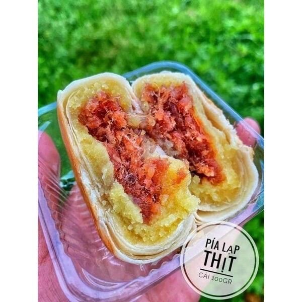 Bánh pía thịt lạp Tân Huê Viên