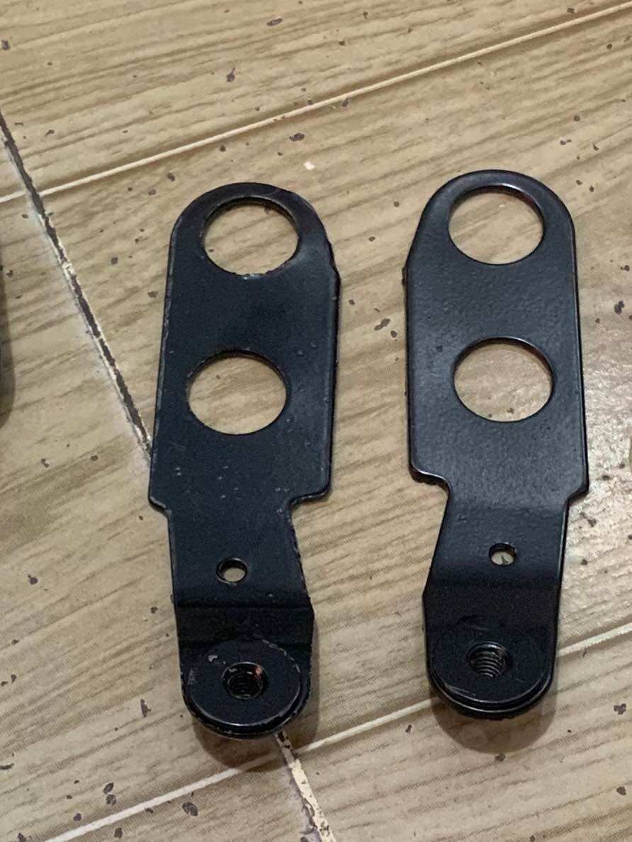 Bas gắn đèn hậu xe winner x Sài cảng v1