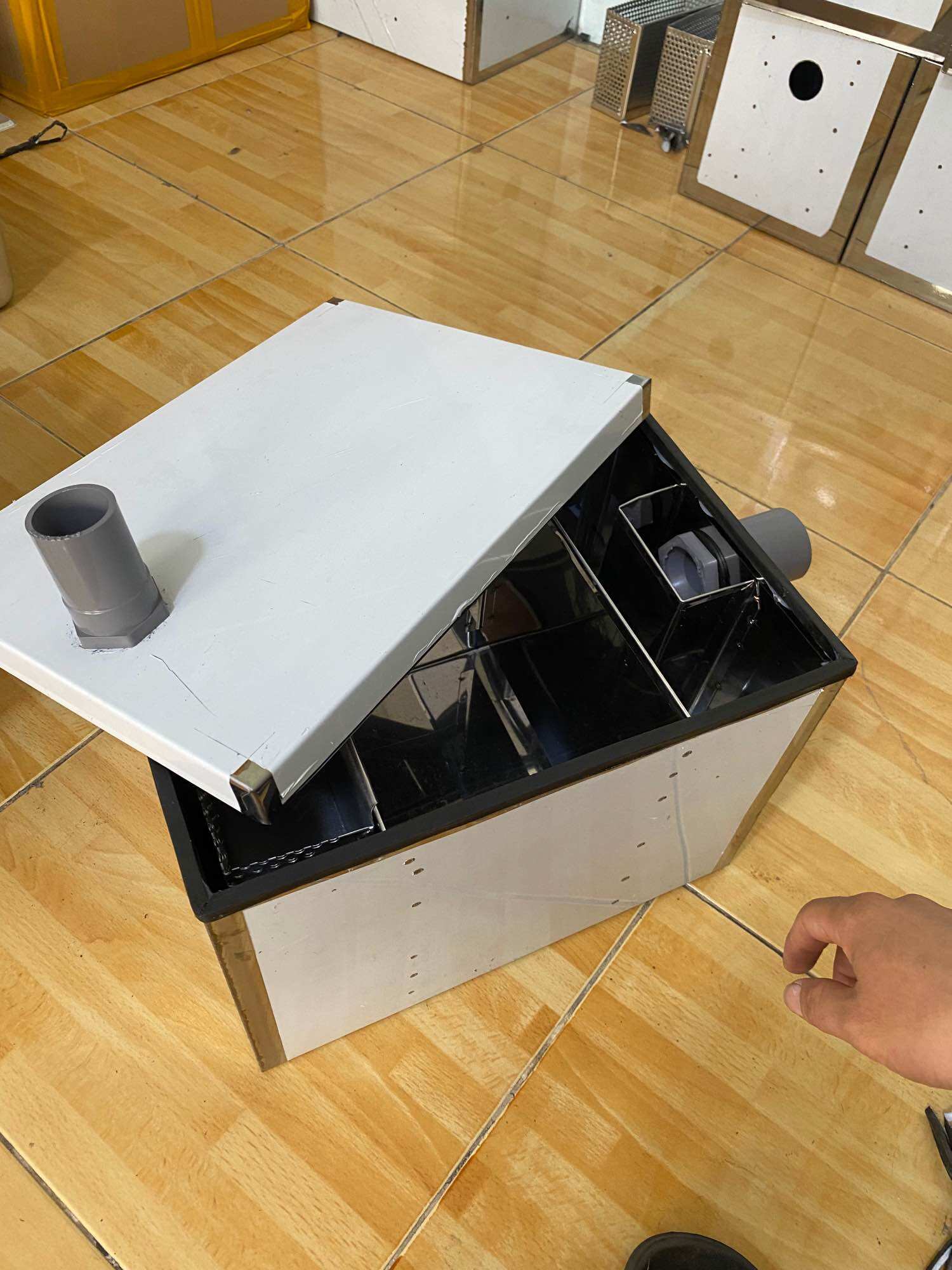 Bẫy mỡ  bể tách mỡ thùng lọc mỡ inox 304