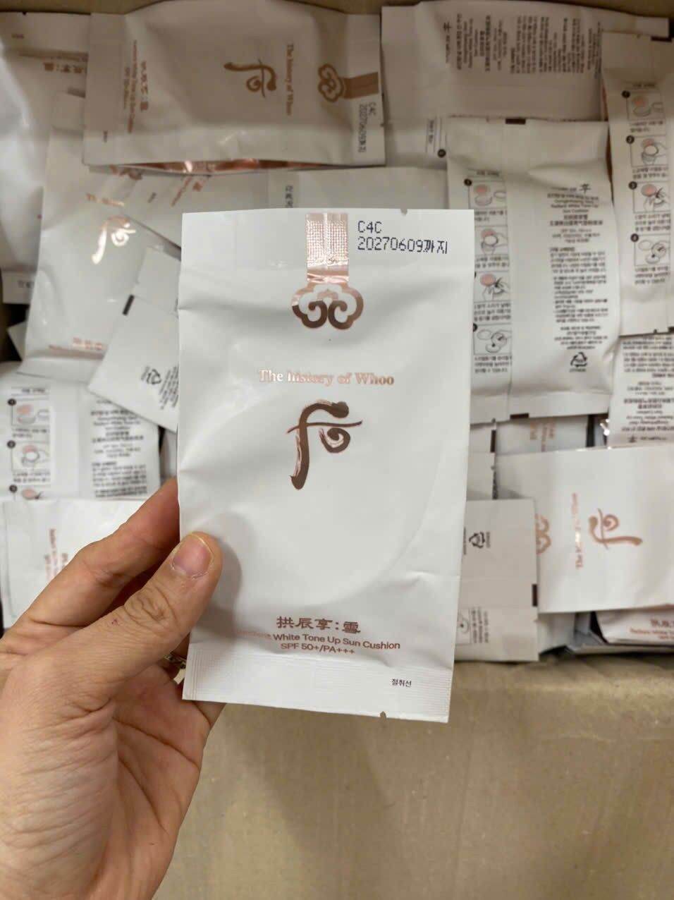 Lõi Phấn Nước Thay Thế Whoo Dưỡng Trắng Chống Lão Hóa Spf50+/Pa+++