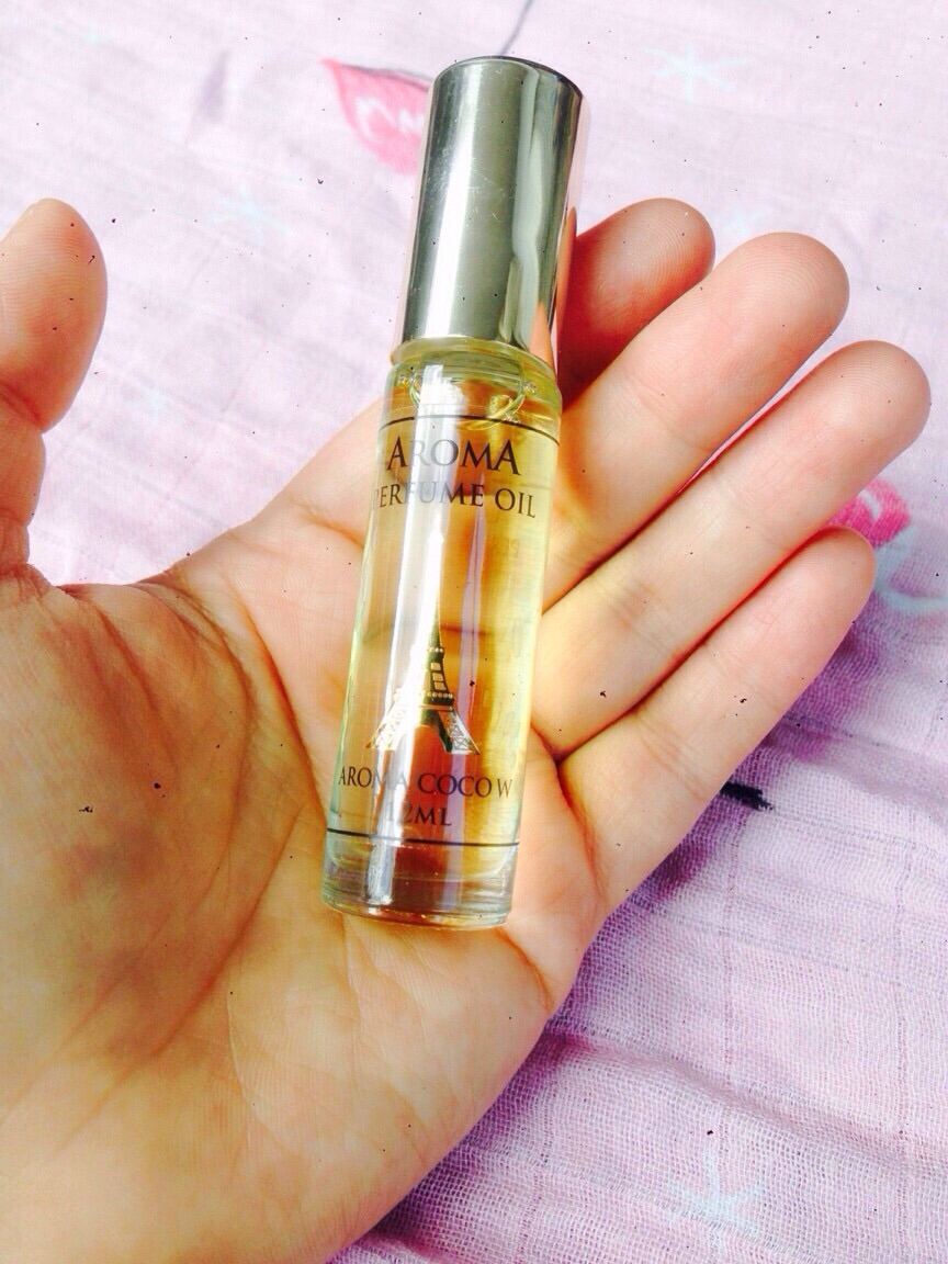 nước hoa pháp dạng lăn 12ml