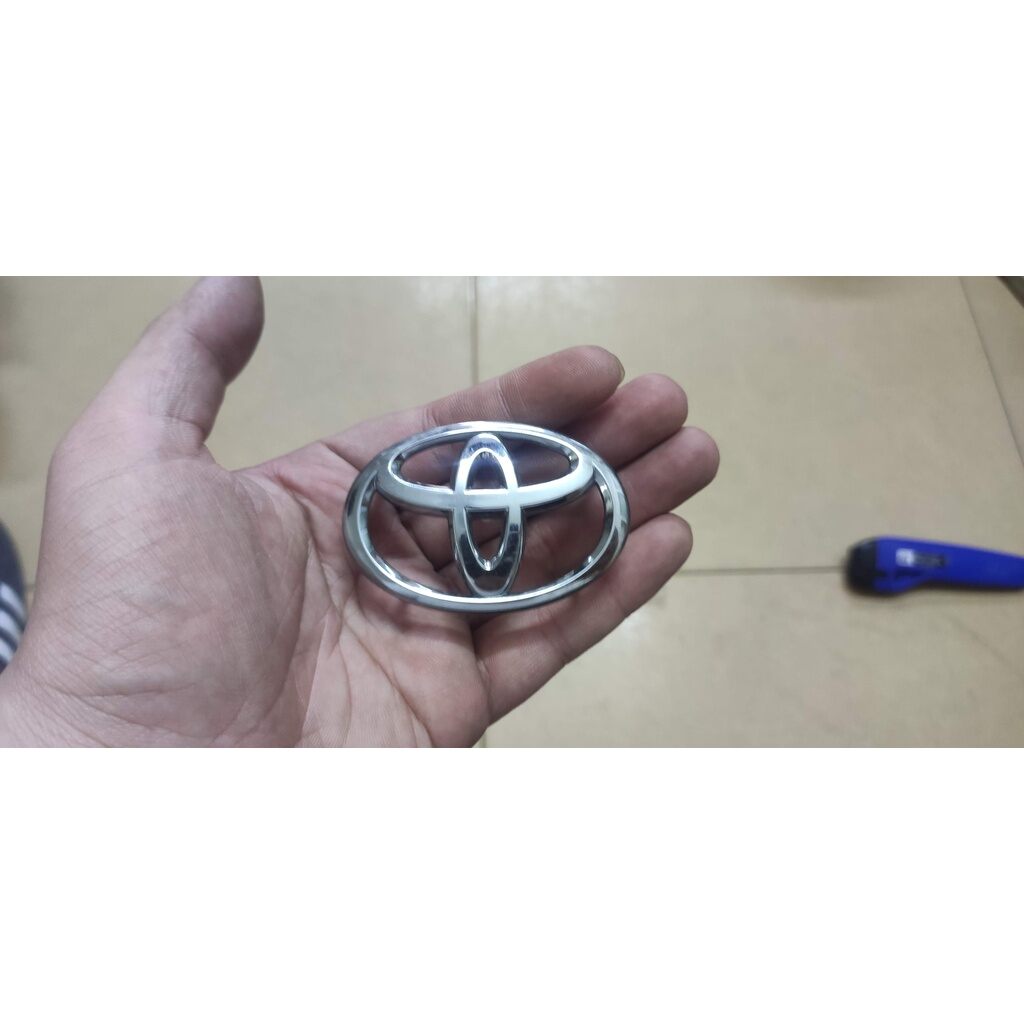 Lô gô , Logo vô lăng dành cho các dòng xe của toyota , dùng dc cho Vios, Altis, Camry, yaris, venza, wigo