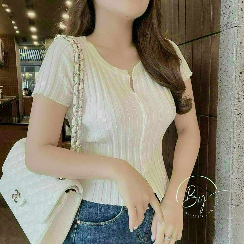 CROPTOP GÂN GÀI NÚT