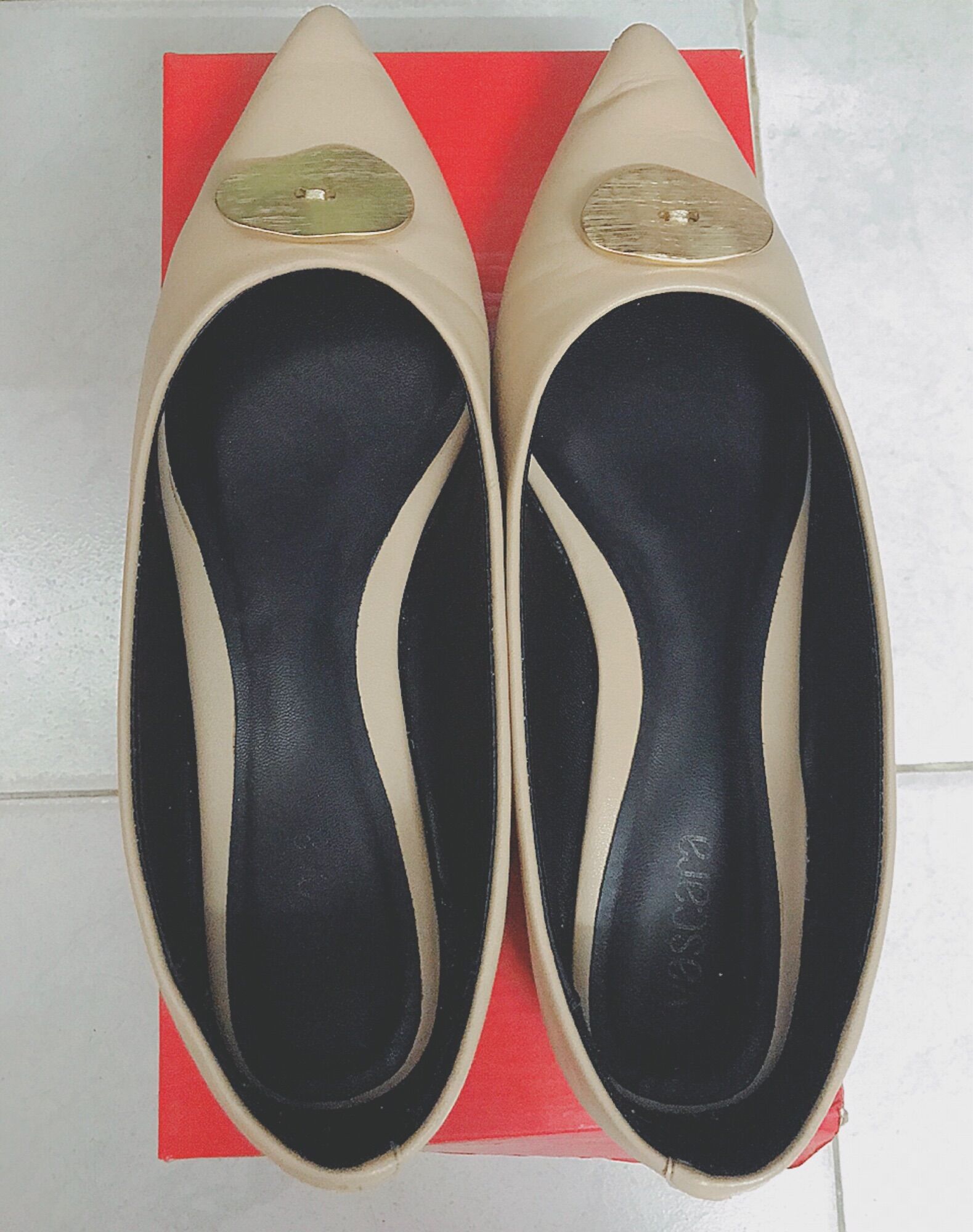 Giày Vascara fullbox size 38 (đã qua sử dụng)